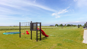 Spielgeräte bei Dybdal Poolhus